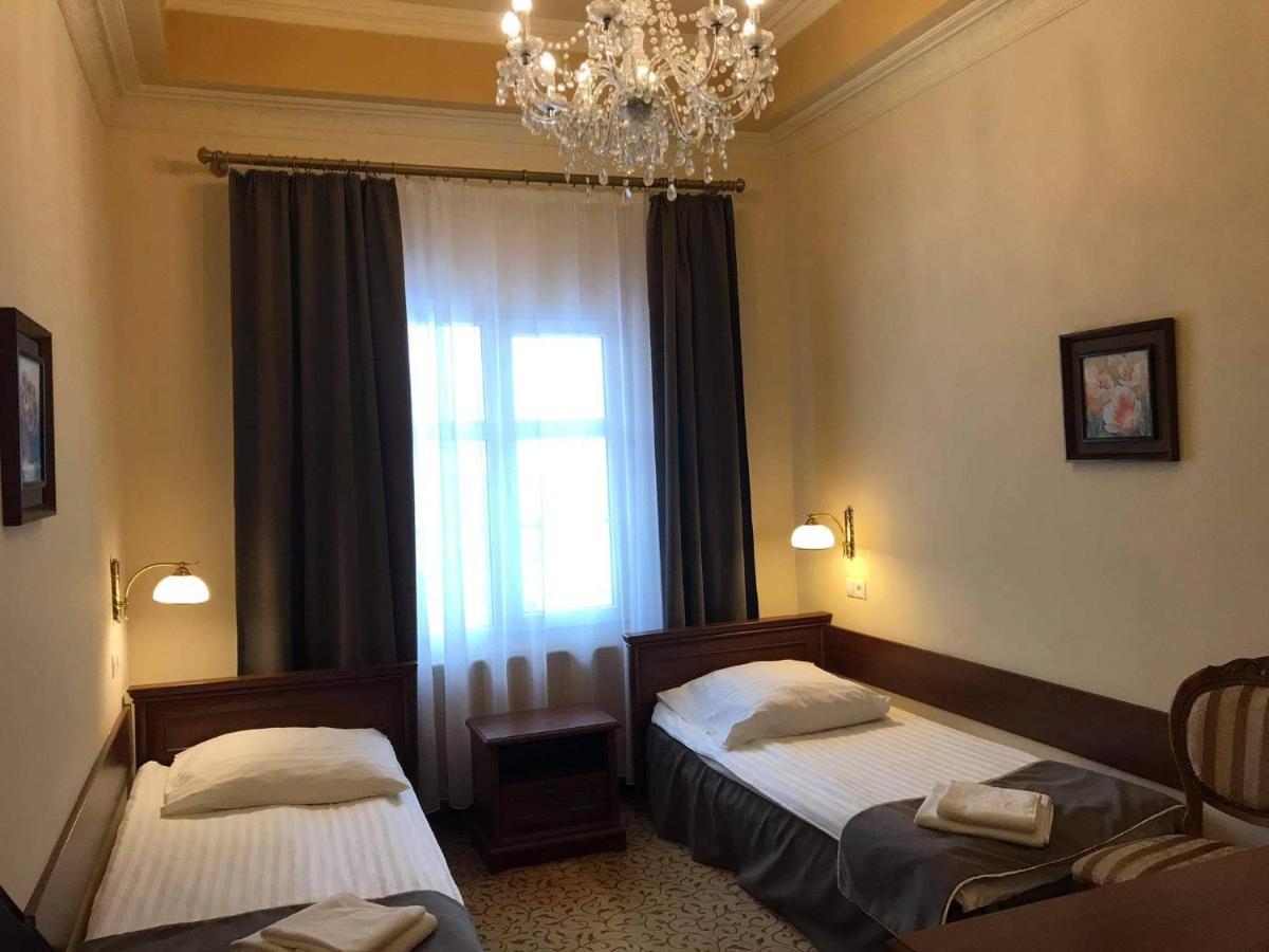 Hotel Venecia Palace Michałowice Buitenkant foto