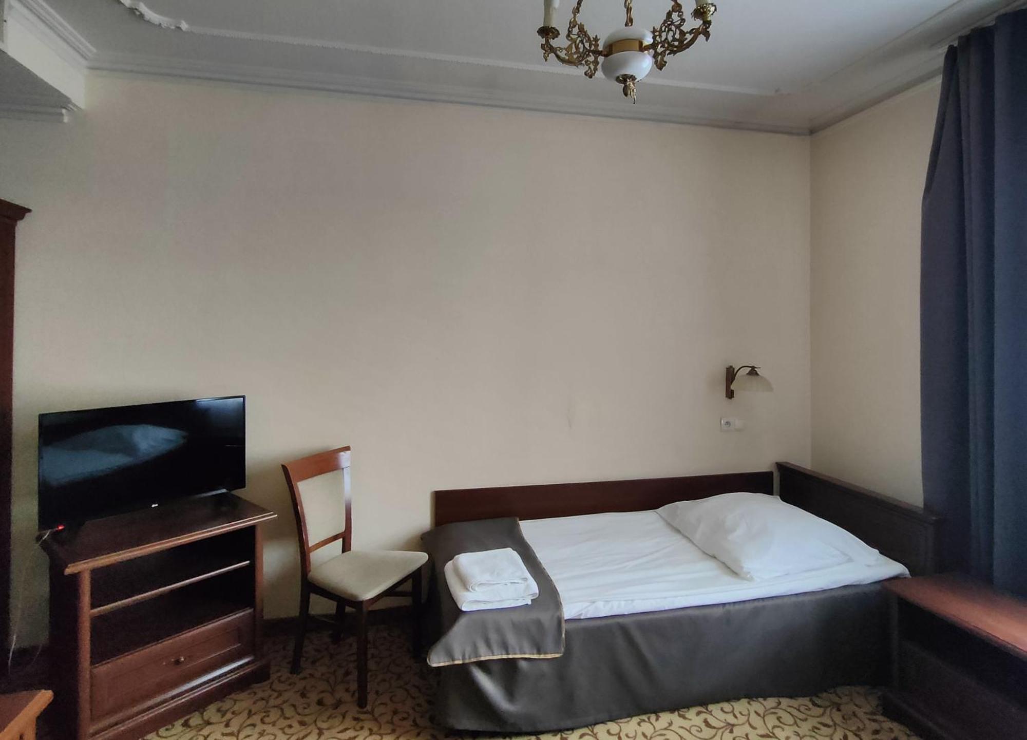 Hotel Venecia Palace Michałowice Buitenkant foto