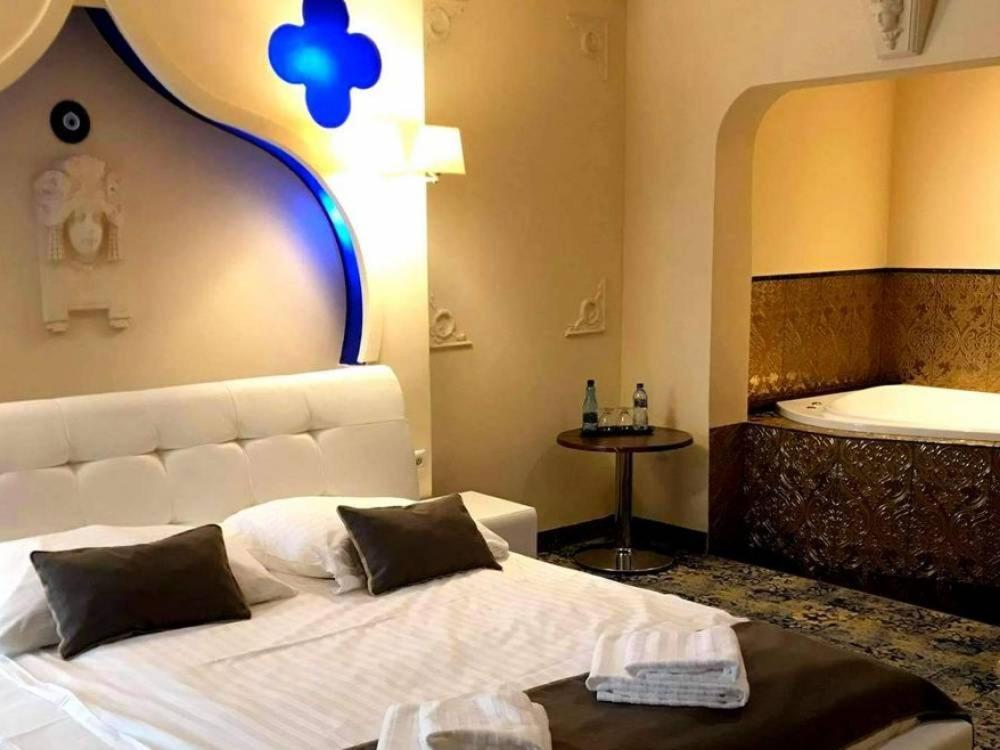 Hotel Venecia Palace Michałowice Buitenkant foto
